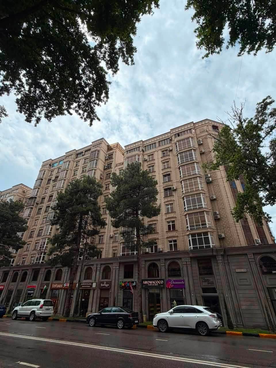 3-Room Furnished Apartment with 2 Bedrooms