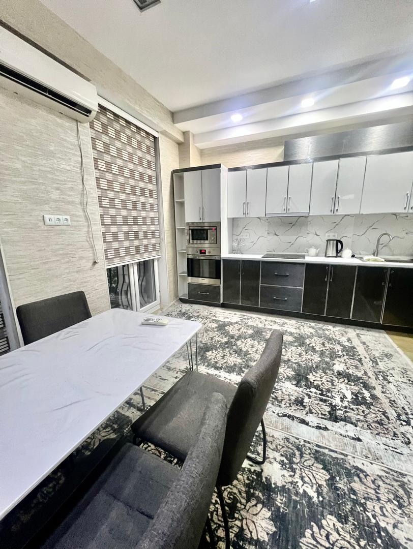 Spacious 5-Room Apartment Near Ayni Opera House — 247 m²